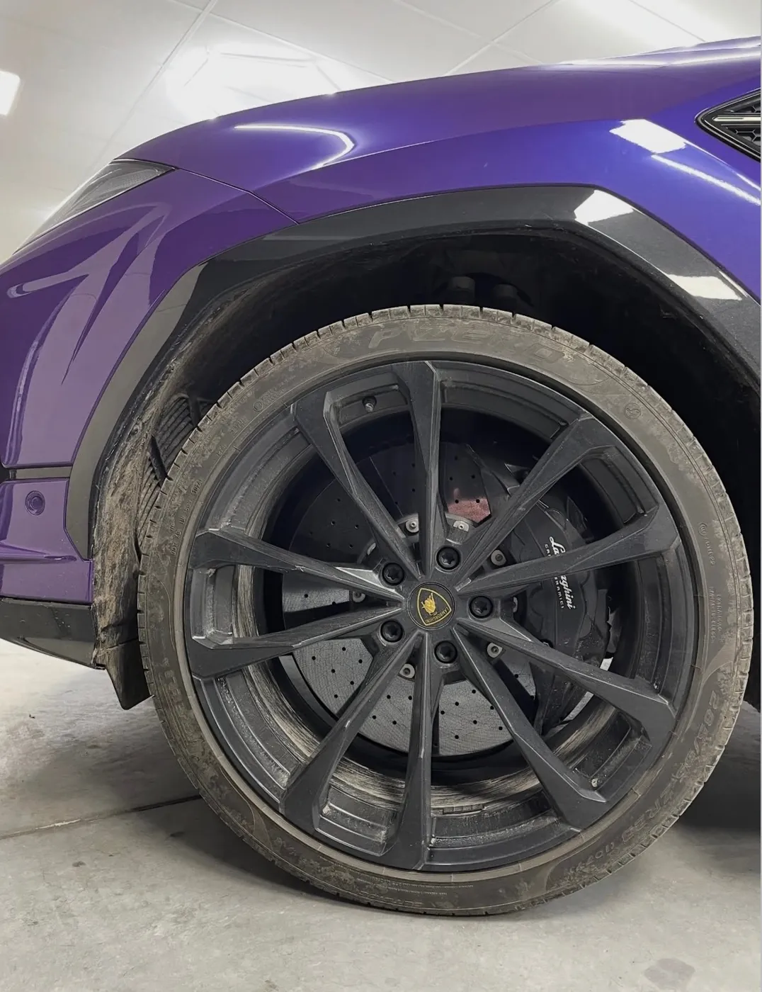 Преди — Lamborghini Urus — Джанта и спирачен апарат